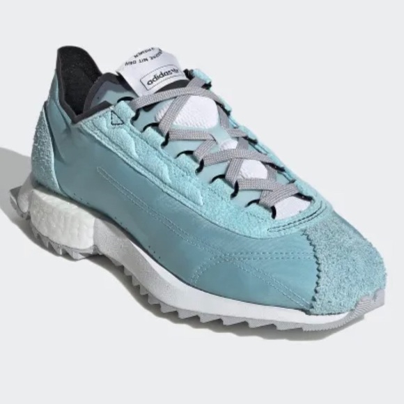Shoes - Adidas SL 7600 Women’s SHOES size :8